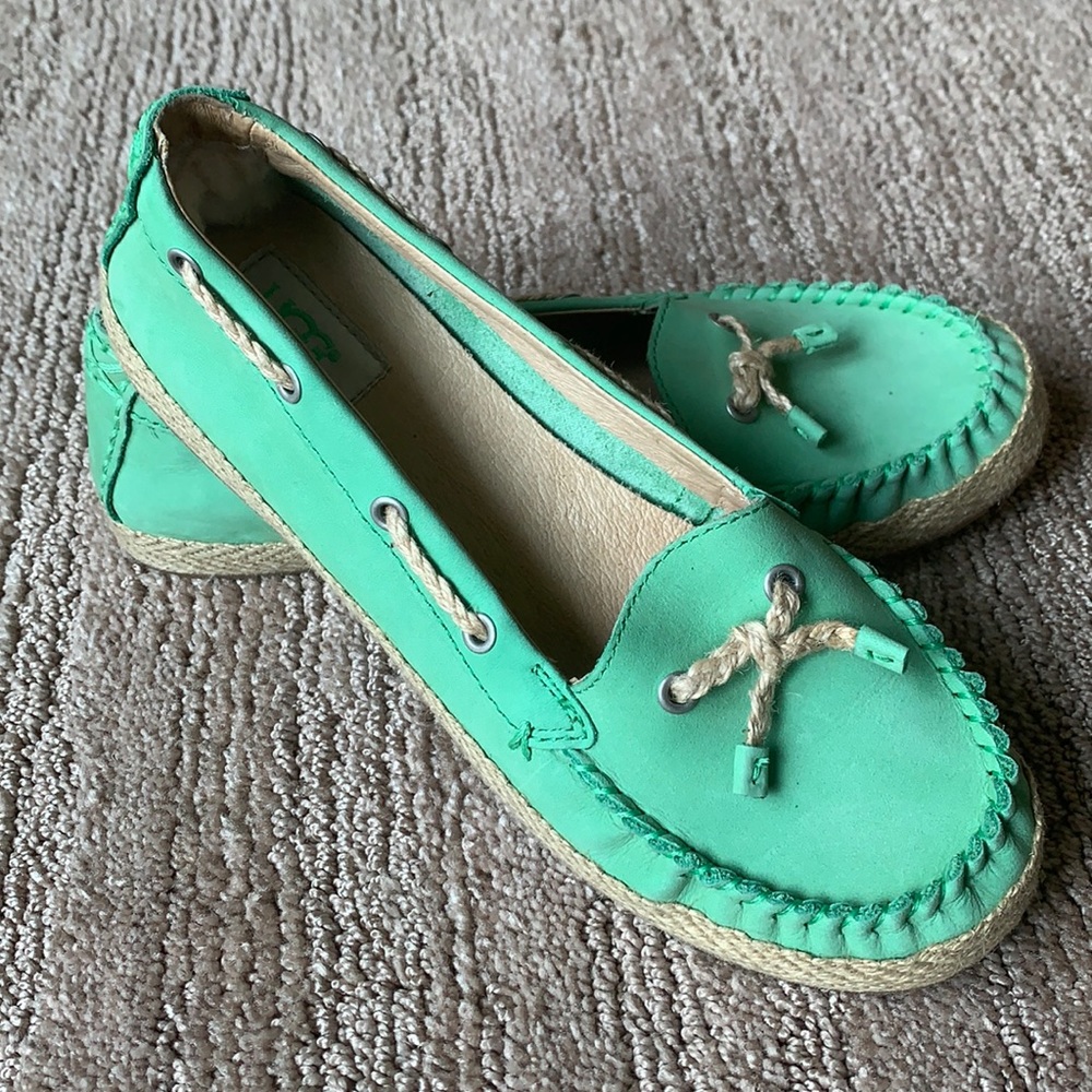 UGG slip on shoes green! Like new condition!